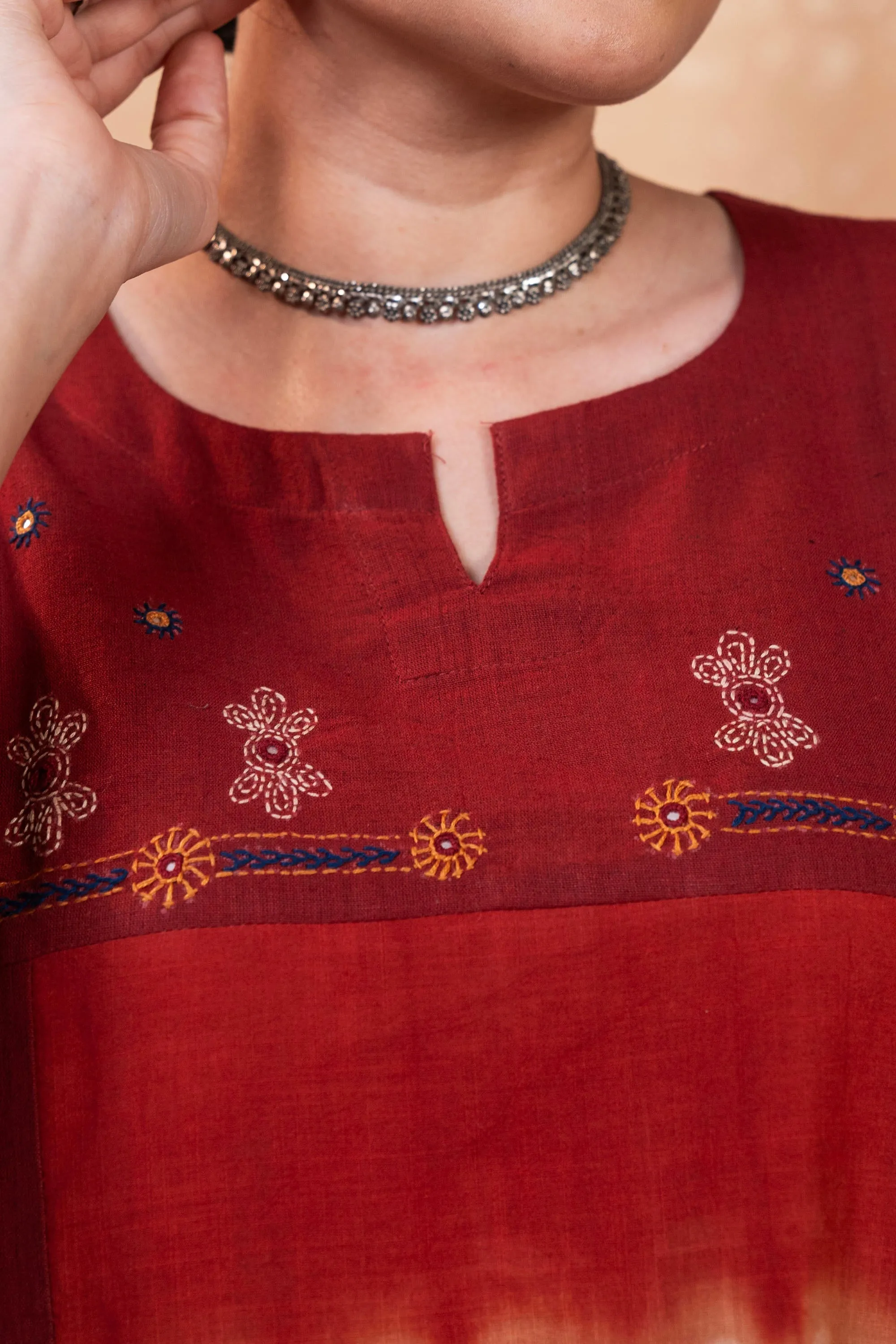 Aakaar Maroon Clamp Cotton Kurta | Ray-ethnic
