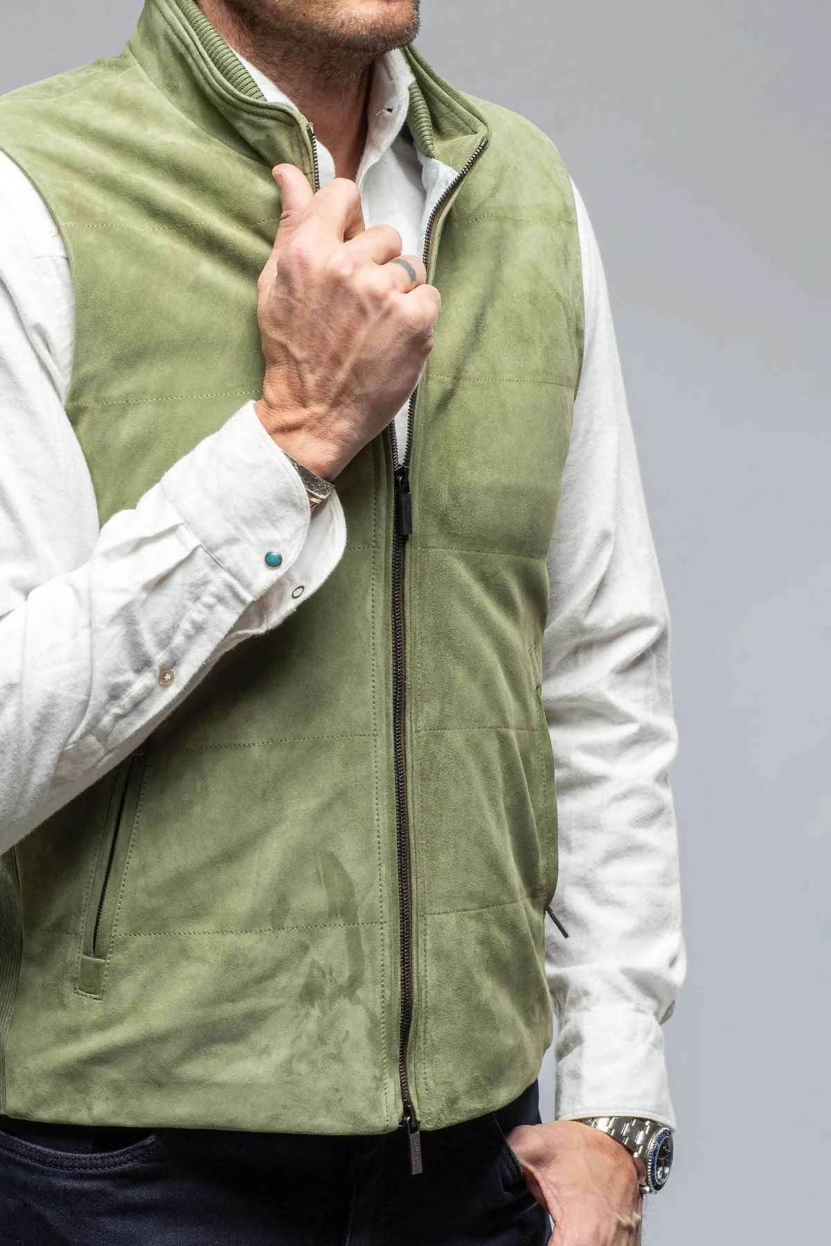 Huracan Suede Vest in Green